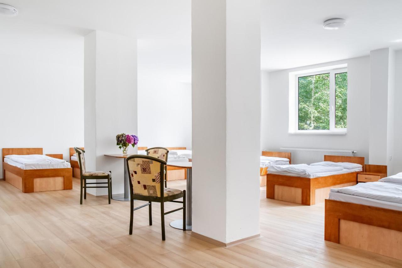 Beskydy House Hostel Rožnov pod Radhoštěm Kültér fotó